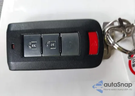 2020 Mitsubishi Outlander Le 2.4/Se 2.4/Sel 2.4/Sp 2.4 из США, поврежденный, VIN JA4AD3A37LZ022025